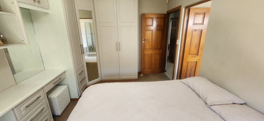 6 Bedroom Property for Sale in Da Nova Western Cape